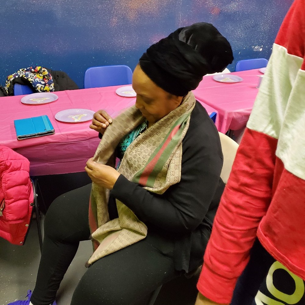 Meet your Posher, Medina